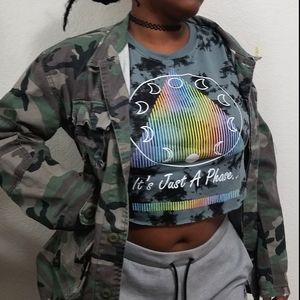 Long Sleeve Crop Top Graphic Tee & Face Mask